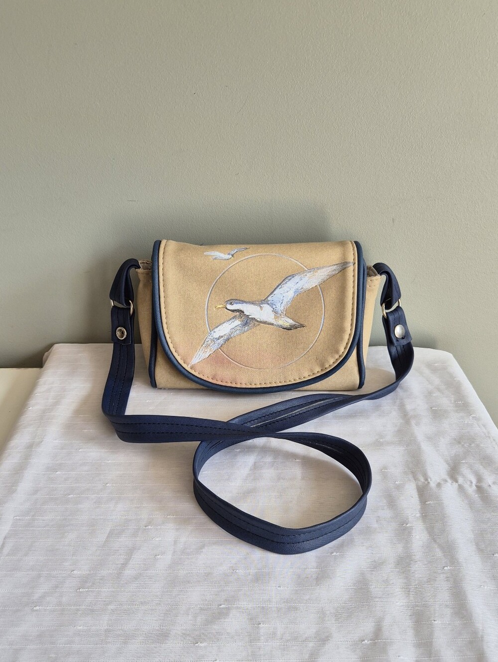 vintage 1970s The Original Florida Keys Crossbody Bag made of vinyl